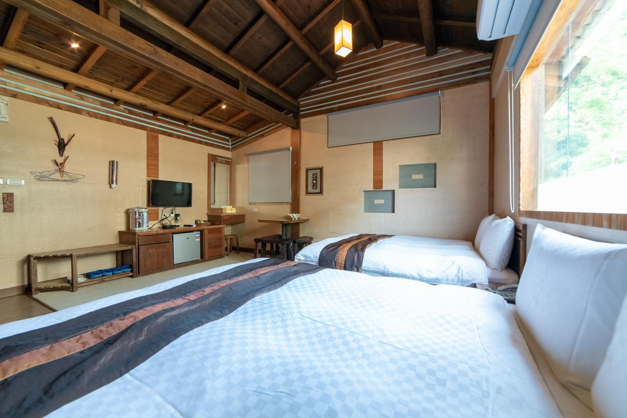 Shankou Hotspring Hotel Jiaoxi Bagian luar foto