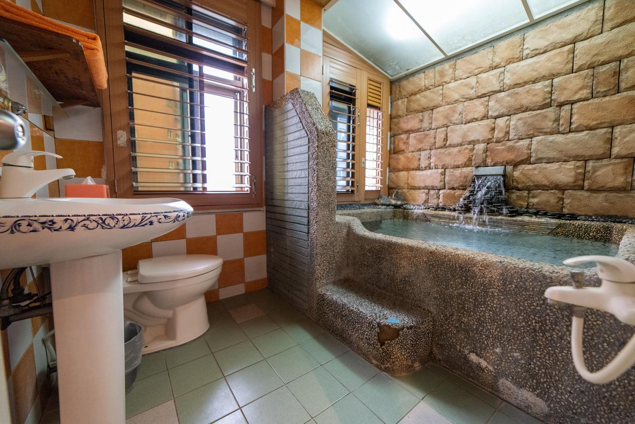 Shankou Hotspring Hotel Jiaoxi Bagian luar foto